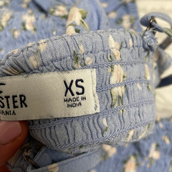 MATCHING SET: Hollister 2-Piece Smocked Floral Top/Skort Set - Picture 4 of 11